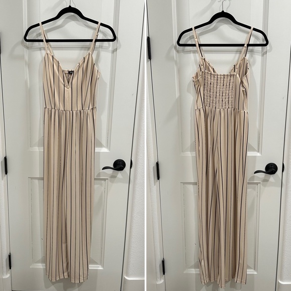 Express | Sweetheart Neck Jumpsuit | Size Small - Picture 1 of 4